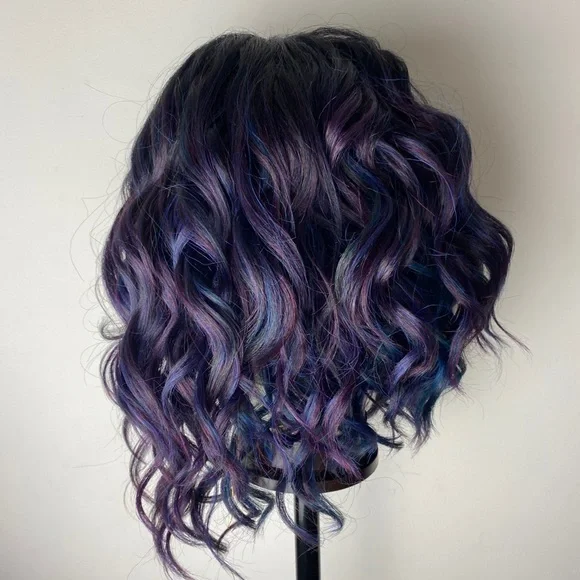 ALA 14” BLUE OMBRE BOB WAVY LACE FRONT WIG💫 *NEW*